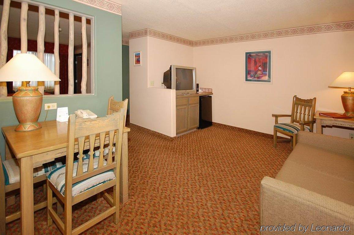 Comfort Suites تاوس الغرفة الصورة