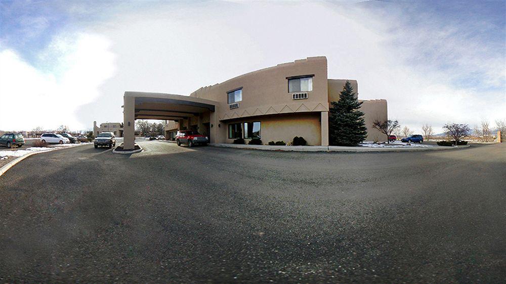Comfort Suites تاوس المظهر الخارجي الصورة